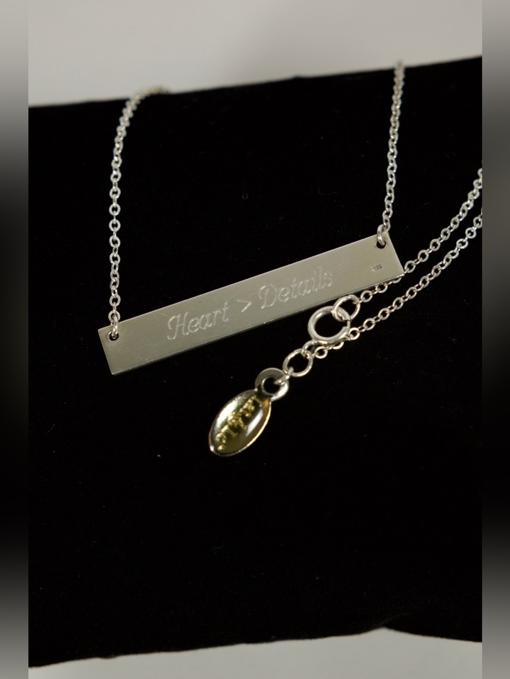 Engraved Bar Necklace "Heart > Details" - Silver by Lat & Lo